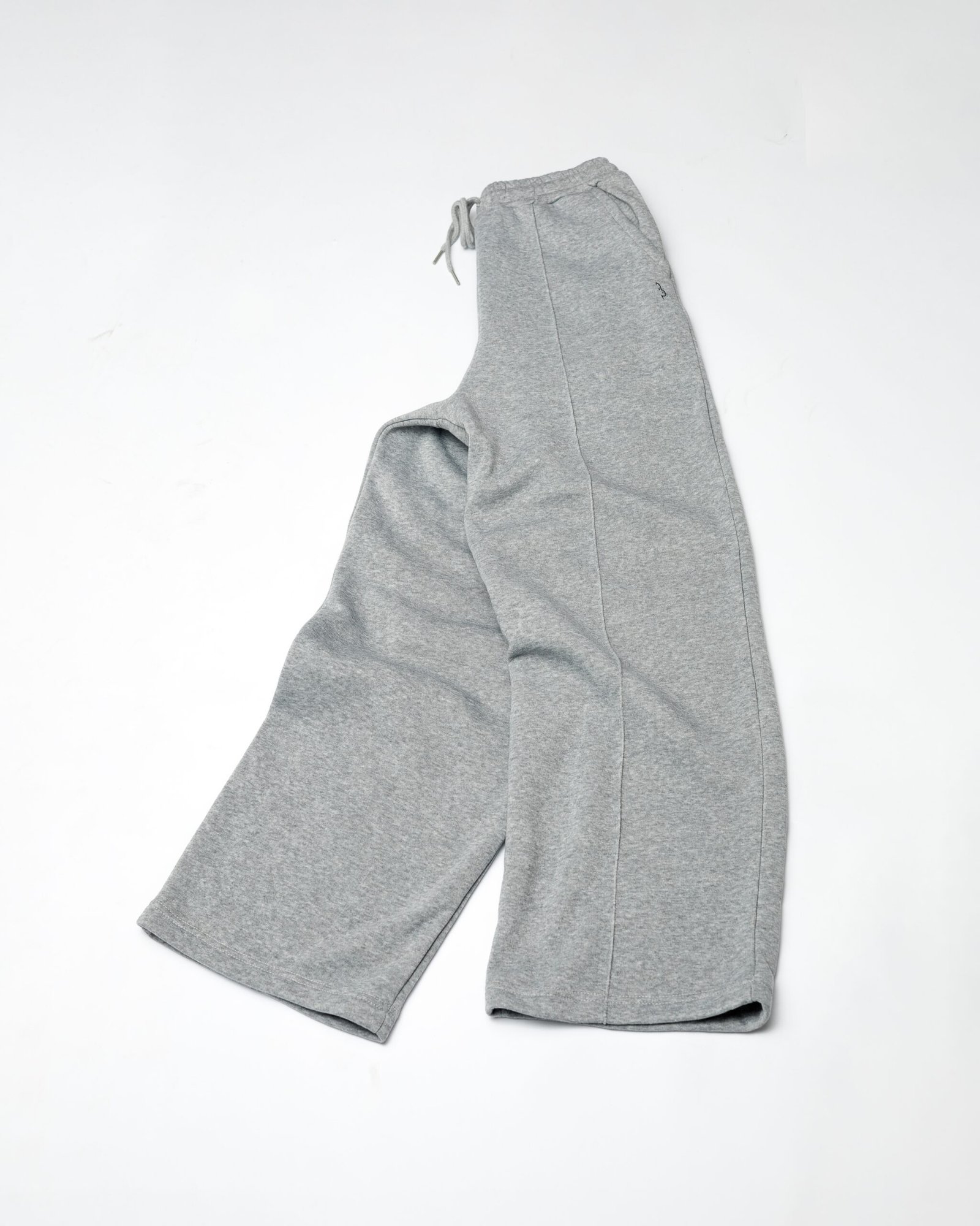 Cura Grey Wide Free Pant - Image 3